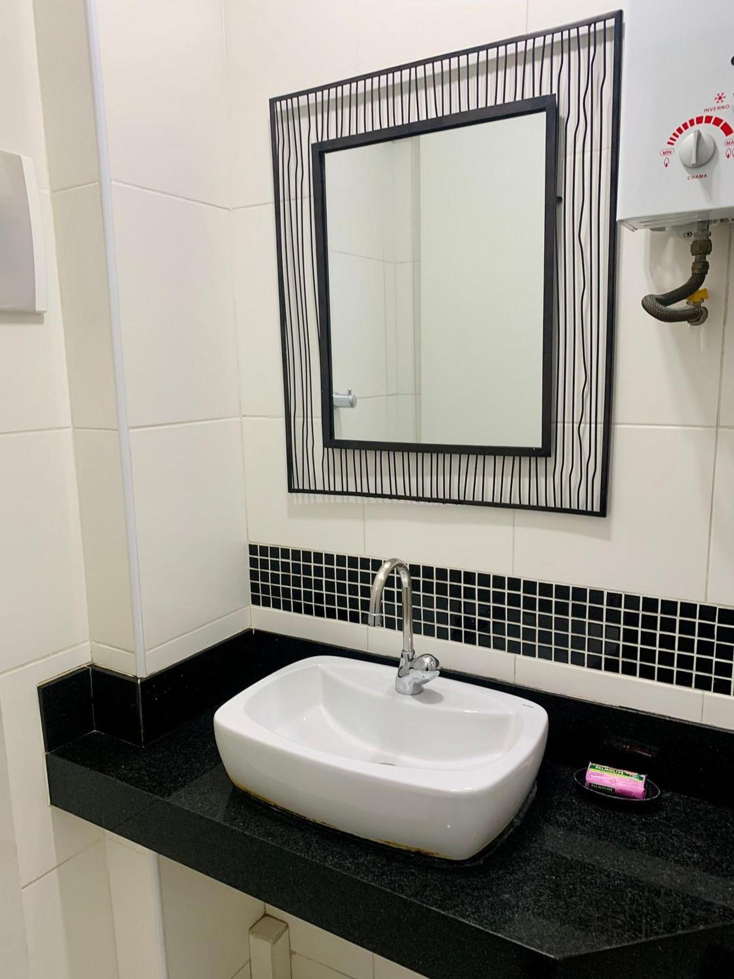 Copacabana - Lindo Apartamento Na Quadra Da Praia ริโอเดจาเนโร ภายนอก รูปภาพ